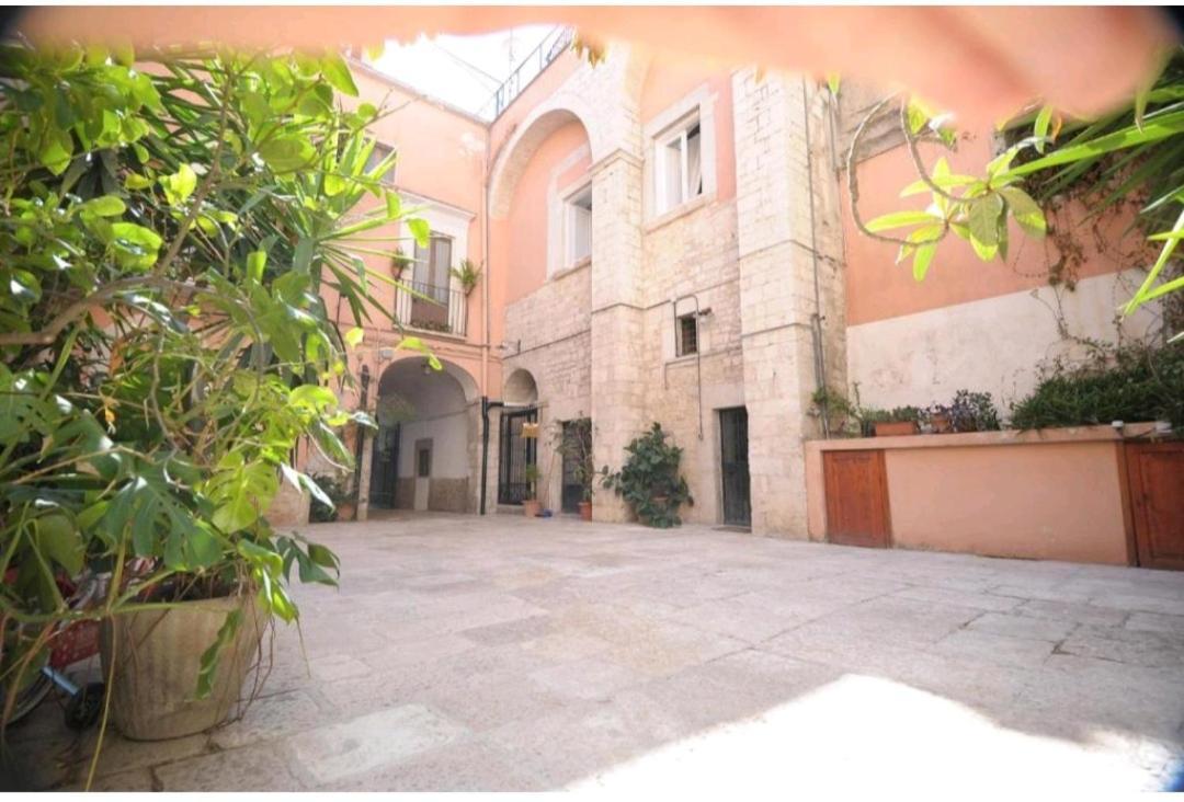 Casa Vacanza Saint Patrick Барлета Екстериор снимка