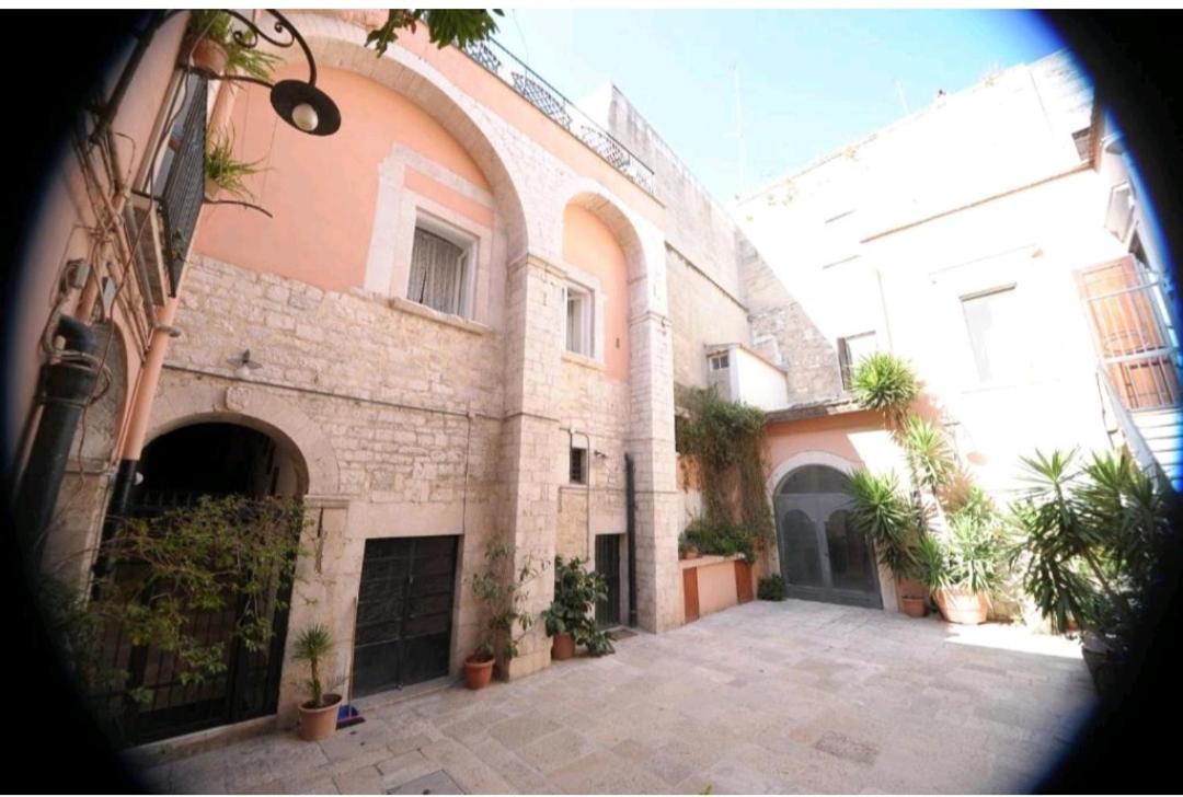 Casa Vacanza Saint Patrick Барлета Екстериор снимка